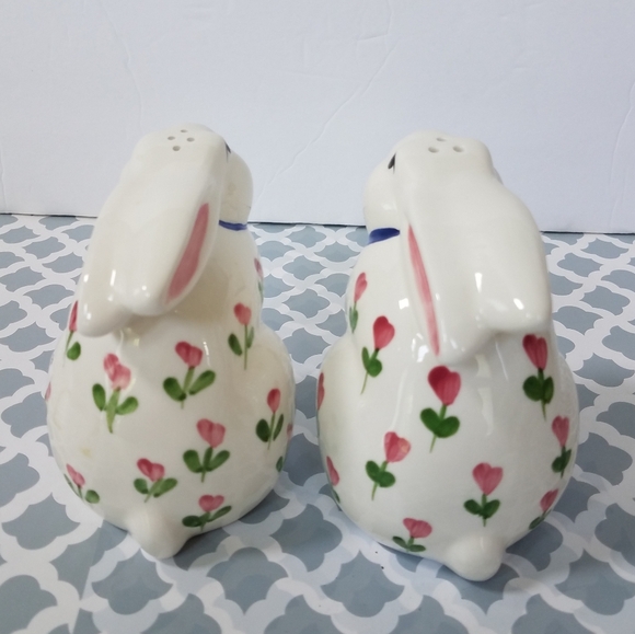 Bunny Rabbit Salt & Pepper Shaker - Picture 6 of 8
